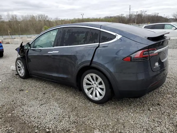 5YJXCBE20GF005402 2016 TESLA MODEL X - Image 2