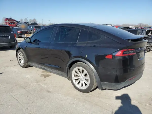 5YJXCBE20GF011801 2016 TESLA MODEL X - Image 2