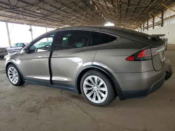 5YJXCBE20GF012138 2016 TESLA MODEL X - Image 2