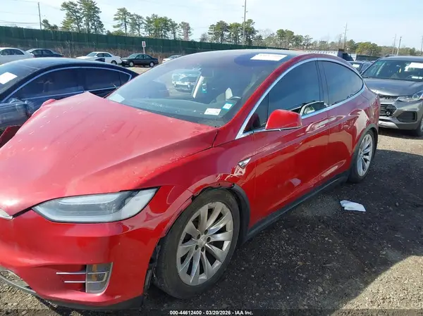 5YJXCBE20GF013287 2016 TESLA MODEL X - Image 2