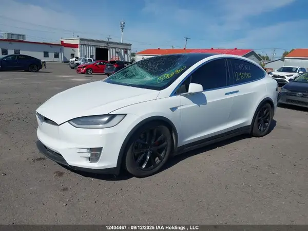 5YJXCBE20GF013337 2016 TESLA MODEL X - Image 2