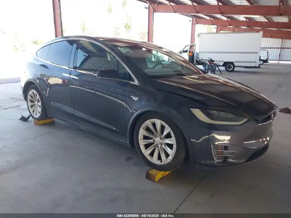 5YJXCBE20GF016559 2016 TESLA MODEL X - Image 1