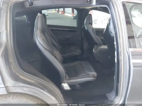 5YJXCBE20GF016559 2016 TESLA MODEL X - Image 8
