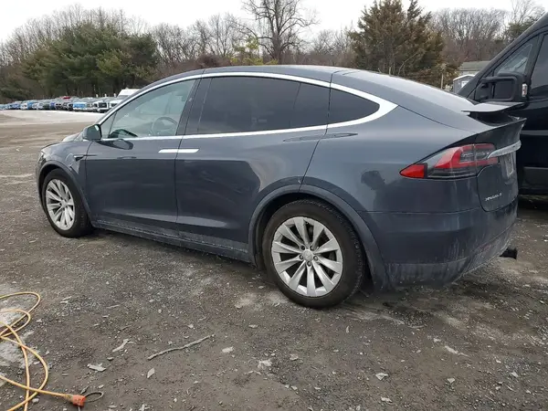 5YJXCBE20GF024239 2016 TESLA MODEL X - Image 2