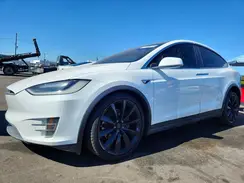 5YJXCBE20GF025584 2016 TESLA MODEL X