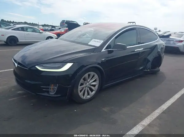 5YJXCBE20HF034559 2017 TESLA MODEL X - Image 2