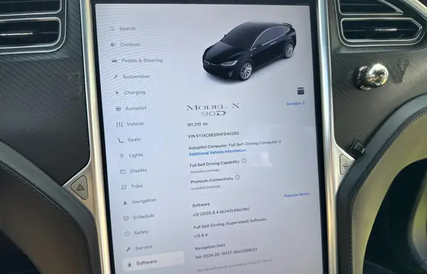 5YJXCBE20HF040250 2017 TESLA MODEL X - Image 8