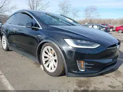 5YJXCBE20HF046064 2017 TESLA MODEL X