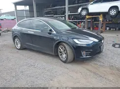 5YJXCBE20HF047697 2017 TESLA MODEL X