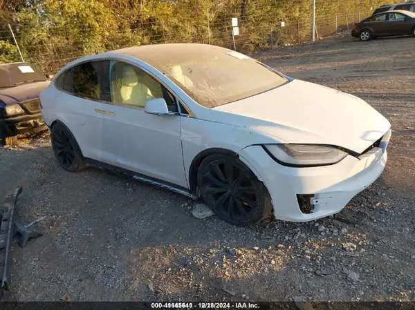 5YJXCBE20HF050017 2017 TESLA MODEL X - Image 1