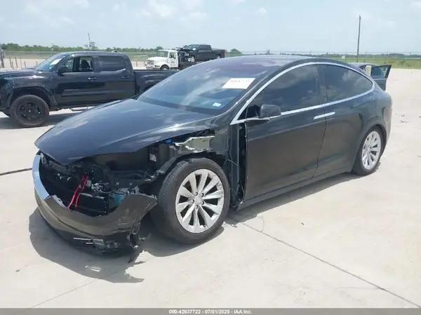 5YJXCBE20HF053791 2017 TESLA MODEL X - Image 2