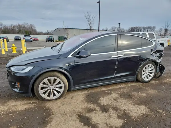 5YJXCBE20HF054150 2017 TESLA MODEL X - Image 1