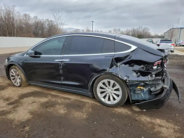5YJXCBE20HF054150 2017 TESLA MODEL X - Image 2