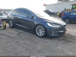 5YJXCBE20HF063821 2017 TESLA MODEL X