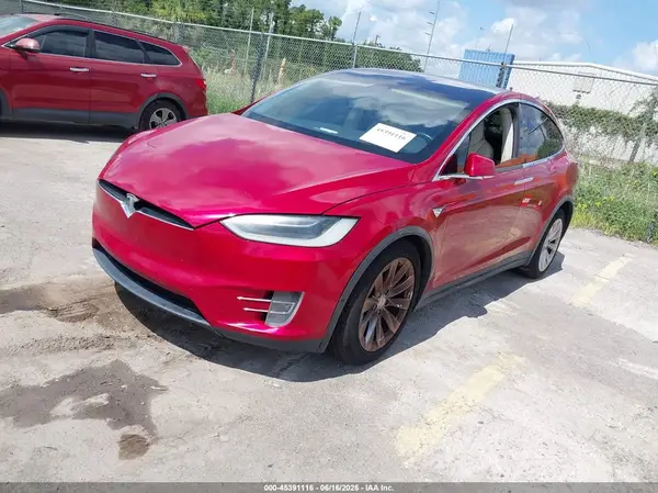 5YJXCBE20HF065276 2017 TESLA MODEL X - Image 2