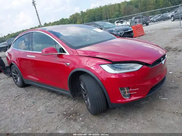 5YJXCBE20HF066492 2017 TESLA MODEL X - Image 1