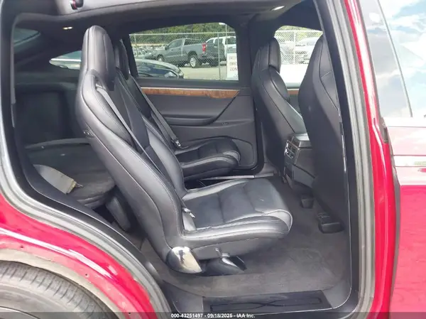 5YJXCBE20HF066492 2017 TESLA MODEL X - Image 8