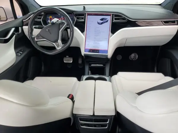 5YJXCBE20HF074138 2017 TESLA MODEL X - Image 8