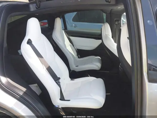 5YJXCBE20HF076035 2017 TESLA MODEL X - Image 8