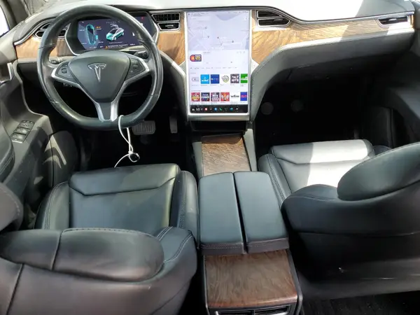 5YJXCBE20JF090345 2018 TESLA MODEL X - Image 8