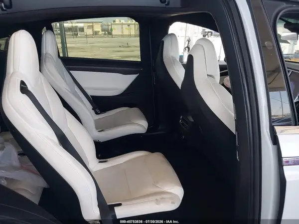 5YJXCBE20JF090796 2018 TESLA MODEL X - Image 8