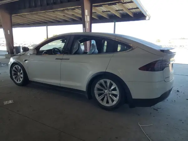 5YJXCBE20JF091589 2018 TESLA MODEL X - Image 2