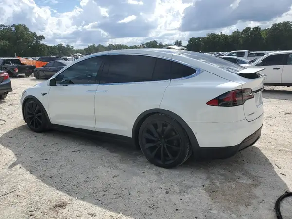 5YJXCBE20JF103871 2018 TESLA MODEL X - Image 2