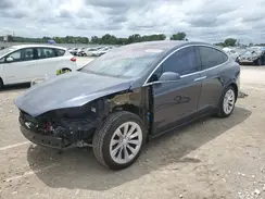5YJXCBE20JF105071 2018 TESLA MODEL X