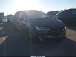 5YJXCBE20JF105099 2018 TESLA MODEL X