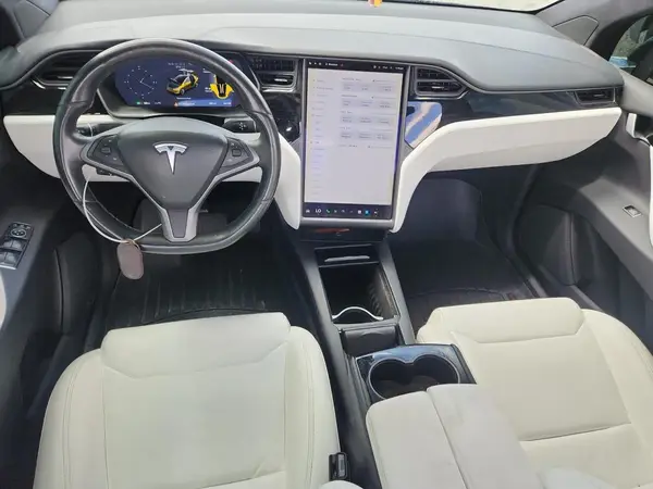5YJXCBE20JF109461 2018 TESLA MODEL X - Image 8