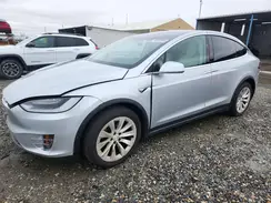 5YJXCBE20JF112991 2018 TESLA MODEL X