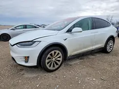 5YJXCBE20JF117561 2018 TESLA MODEL X