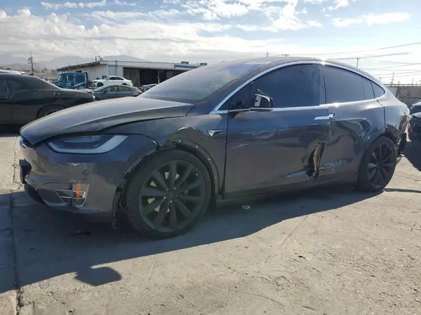 5YJXCBE20JF119004 2018 TESLA MODEL X - Image 1