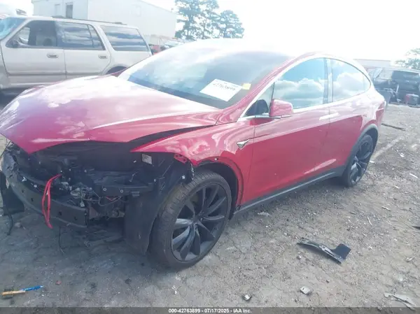 5YJXCBE20JF141228 2018 TESLA MODEL X - Image 2