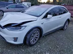 5YJXCBE20JX115549 2018 TESLA MODEL X