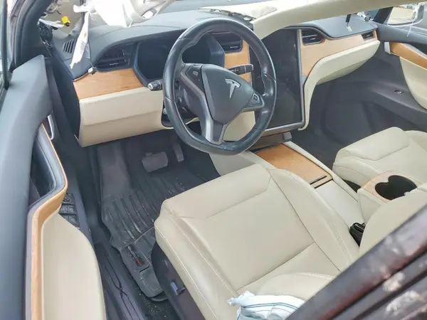 5YJXCBE20KF157365 2019 TESLA MODEL X - Image 8