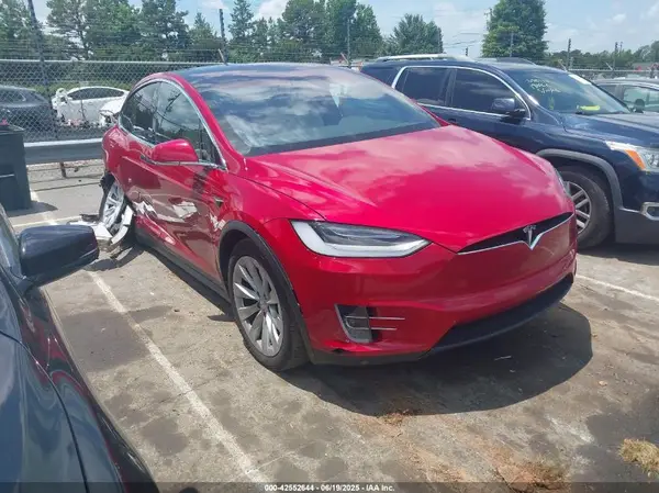 5YJXCBE20LF261081 2020 TESLA MODEL X - Image 1