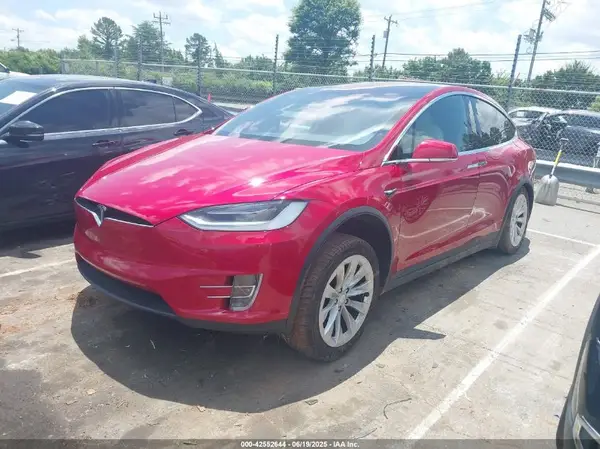 5YJXCBE20LF261081 2020 TESLA MODEL X - Image 2