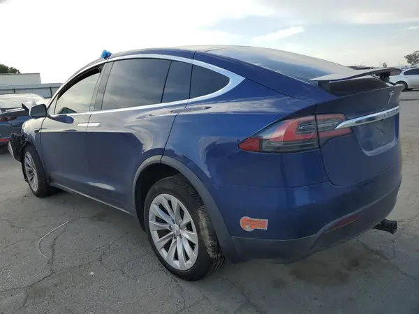 5YJXCBE20LF270105 2020 TESLA MODEL X - Image 2