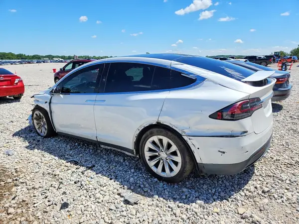 5YJXCBE20MF320387 2021 TESLA MODEL X - Image 2