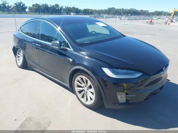 5YJXCBE20MF320468 2021 TESLA MODEL X - Image 1