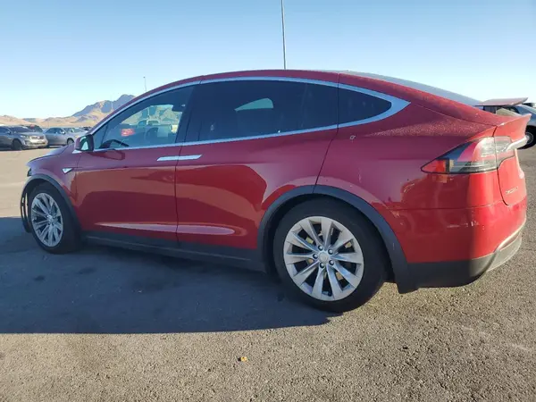 5YJXCBE21GF006221 2016 TESLA MODEL X - Image 2