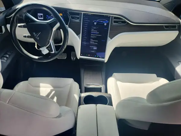 5YJXCBE21GF017011 2016 TESLA MODEL X - Image 8