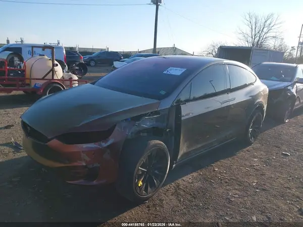 5YJXCBE21GF019065 2016 TESLA MODEL X - Image 2