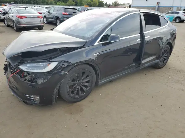 5YJXCBE21GF025688 2016 TESLA MODEL X - Image 1