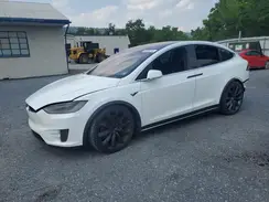 5YJXCBE21HF044498 2017 TESLA MODEL X