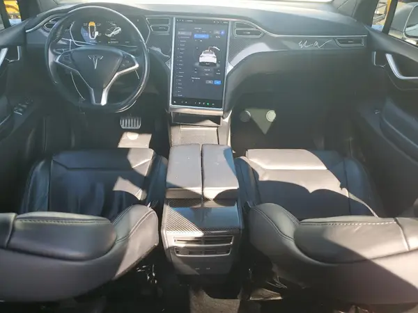 5YJXCBE21HF044498 2017 TESLA MODEL X - Image 8