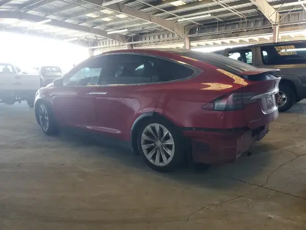 5YJXCBE21HF046123 2017 TESLA MODEL X - Image 2