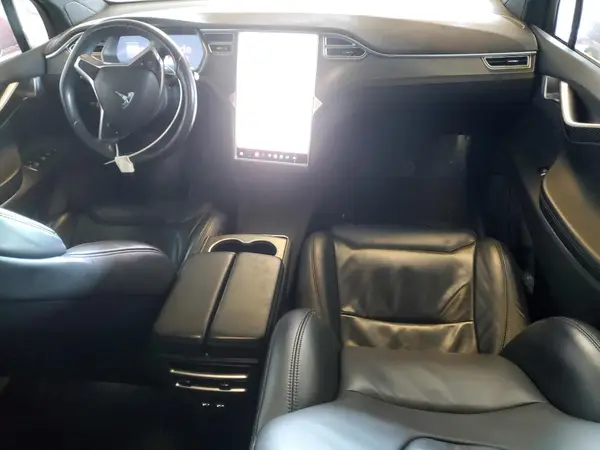 5YJXCBE21HF046123 2017 TESLA MODEL X - Image 8