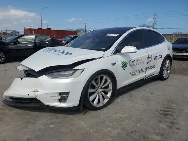 5YJXCBE21HF053752 2017 TESLA MODEL X - Image 1